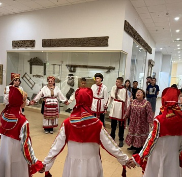 Мы гостям рады всегда! Национальные маршруты, патриотизм и музей.